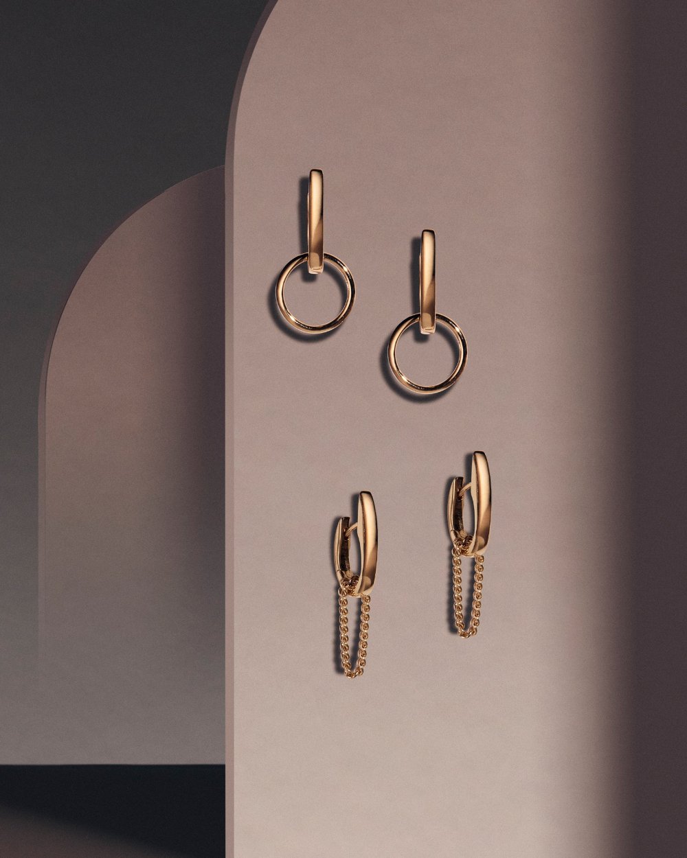 Nuance Earring in 18K gold pictured in two styles. 