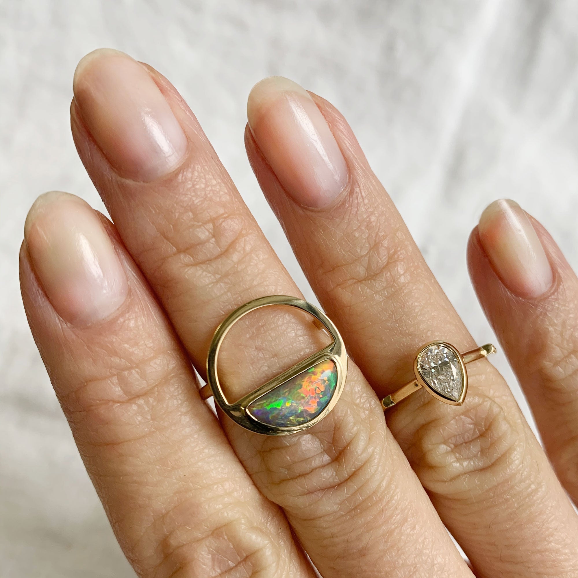 Winged Acoustic + Sunset Aura Ring Set