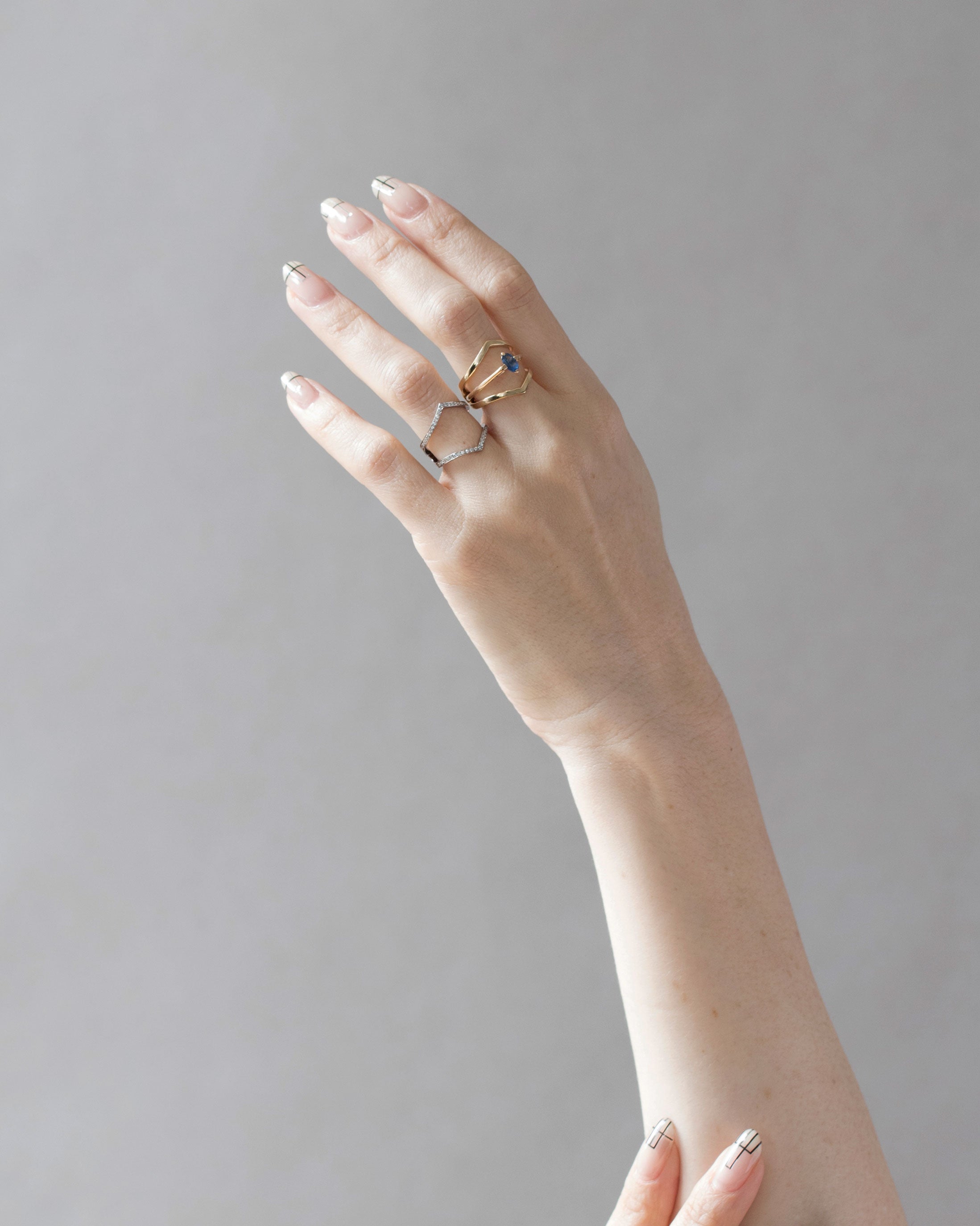 Minimalist Arc + Oblique Enclose Ring Set